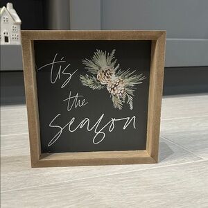 Festive 'Tis the Season' Framed Sign